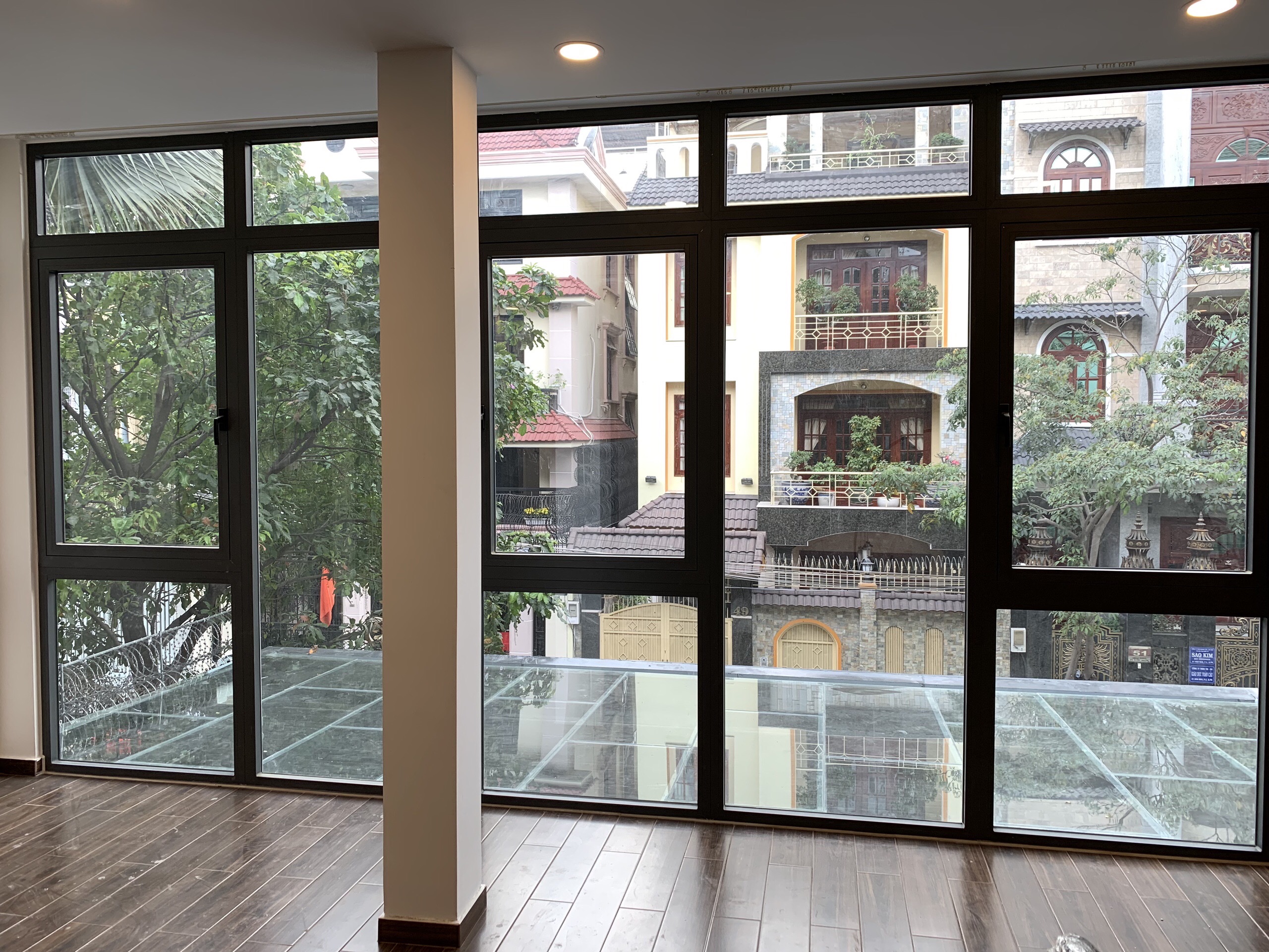 Biệt thự đường Hoa Đào, diện tích 8x18m